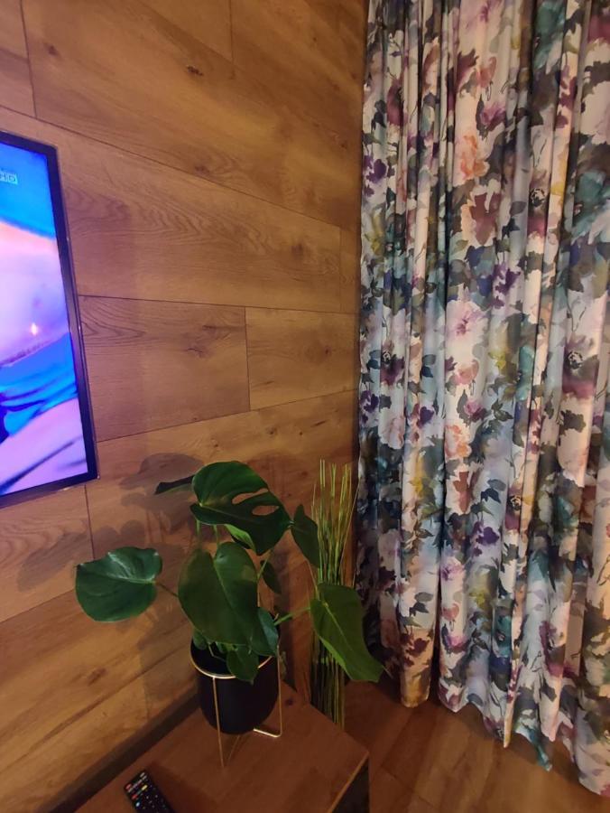 Lux Apartament Odkryj - Bieszczady Ustrzyki Dolne Eksteriør billede